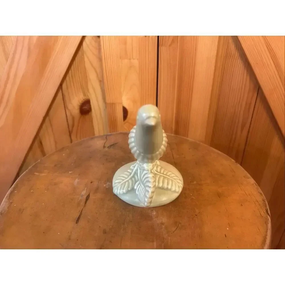 vintage porcelain bird figurine Pale Green (5767)